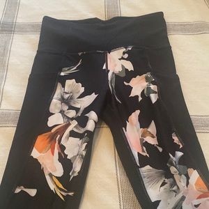 Athleta leggings 7/8 floral, black and black mesh